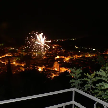 Loggia Dell'acanto Infinity Pool Overlooking Town And Sea Holiday home