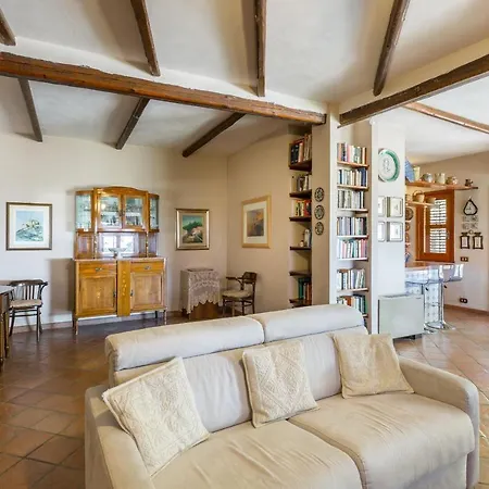 Holiday home Loggia Dell'acanto Infinity Pool Overlooking Town And Sea