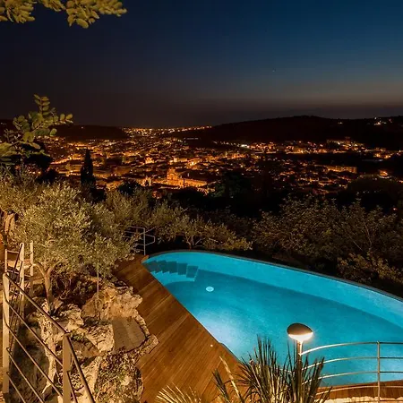 Loggia Dell'acanto Infinity Pool Overlooking Town And Sea Holiday home *