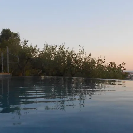 Loggia Dell'acanto Infinity Pool Overlooking Town And Sea *